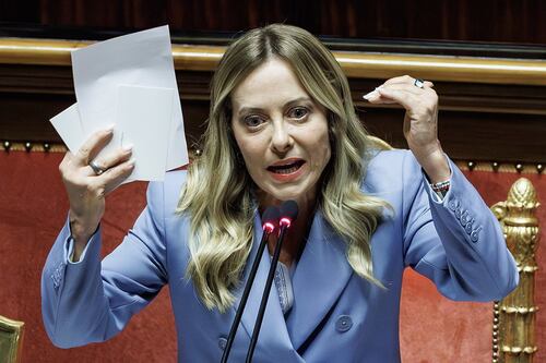 Giorgia Meloni attacca Vannacci: "Vera destra mai funzionale alla sinistra"