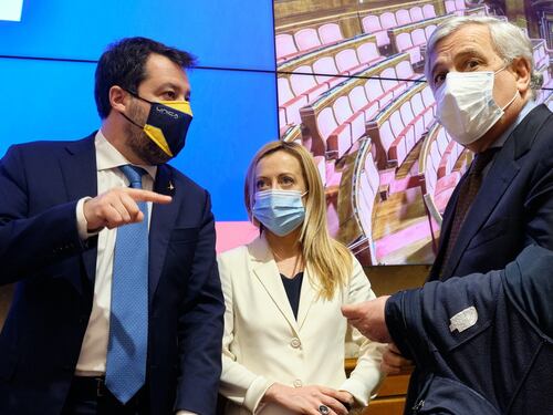 Manovra, centrodestra unito sulle proposte: "Conte parla di poltrone, noi di famiglie e imprese"