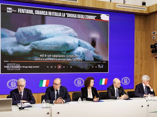 Fentanyl, così fermeremo la nuova droga: il governo vara un piano