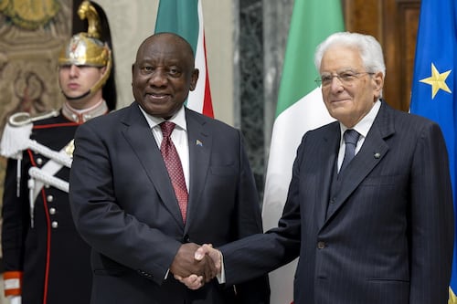 Mattarella riceve il presidente del Sudafrica: "Amicizia e collaborazione con l'Italia"