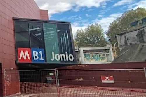 Studentessa denuncia: “Stuprata all’uscita della metro B1”