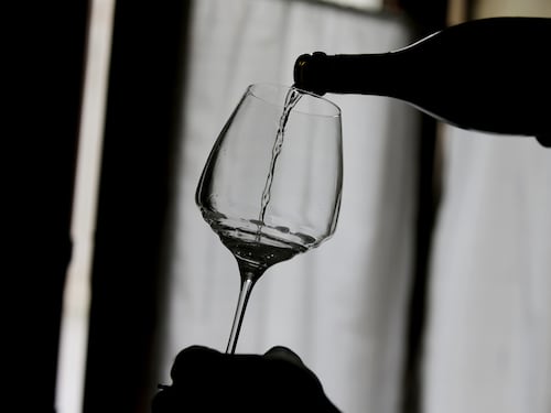 Salviamo il nostro prosecco: tutti in trincea, made in Italy sotto attacco