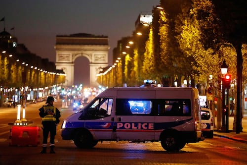 Francia in fiamme, la scuola diventata incubatrice di islamocomunismo