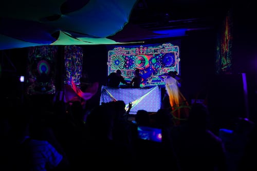 Una notte al Brancaleone, techno a tutto volume e alcol a fiumi