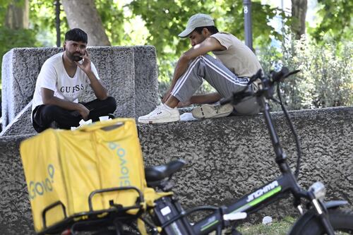 Glovo, scatta il bonus per i rider che lavorano nell'afa