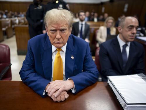 La minaccia di Donald Trump: "Se la protesta arriva a Washington..."