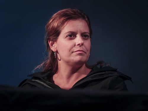 Ilaria Salis fugge ancora dal processo pure con Orban fuori dai giochi
