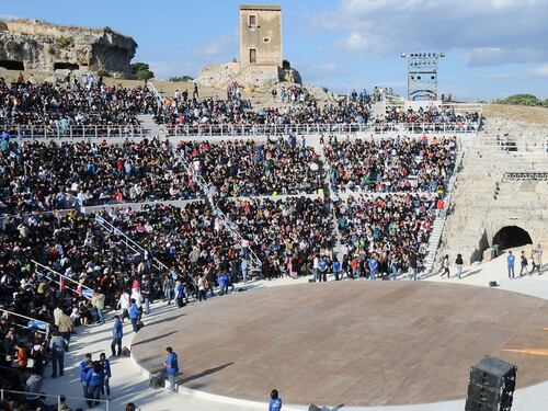 Il teatro greco torna a Siracusa