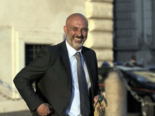 Pirozzi non molla, centrodestra diviso