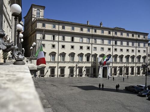 Manovra, Istat: taglio Irpef vantaggio per 14 milioni di italiani. Bonus mamme sale a 60 euro