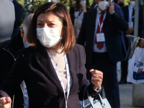 "La domenica vada a catechismo". Caos scuola, furia Lega sulla De Micheli