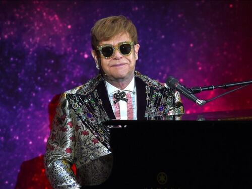 Elton John si ritira: "Il prossimo sarà il mio ultimo tour. Ora voglio fare il papà"