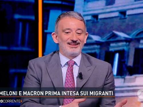 Controcorrente, Pietro Senaldi smaschera il gioco di Macron. Il retroscena sul vertice