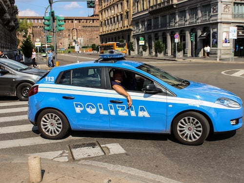 Firenze, senegalese aggredisce i controllori sul bus: fermato e denunciato. Era senza biglietto e mascherina