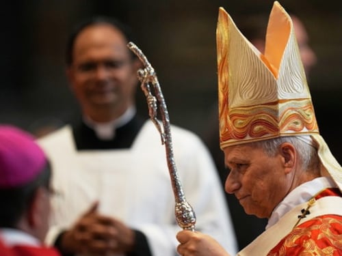 Vaticano, Papa Leone promulga la nuova Costituzione: cancellata quella di Bergoglio