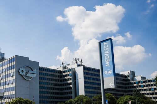 Mediaset, "nuovo programma": un'altra prima donna verso il ritorno