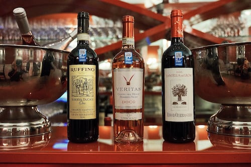 Il codice che ci racconta la storia di ogni bottiglia di vino