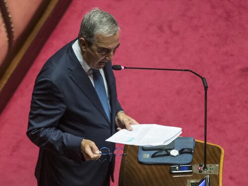 Gasparri: "Centrodestra unito non appoggerà il governo"