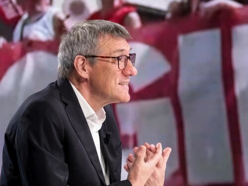 Maurizio Landini, la firma sui contratti da 5 euro: figuracce clamorose in tv