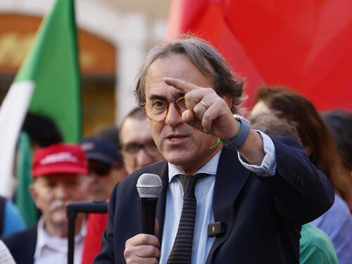 Ambiente, Avs tira fuori l'ultima follia: "Reato di ecocidio, fino a 20 anni di reclusione”