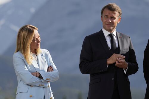 Meloni e Macron ad Antibes per sbloccare il Trattato del Quirinale. Tutti i dossier sul tavolo