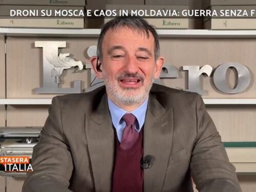 Stasera Italia, Pietro Senaldi ridicolizza il Pd: siamo alle comiche finali