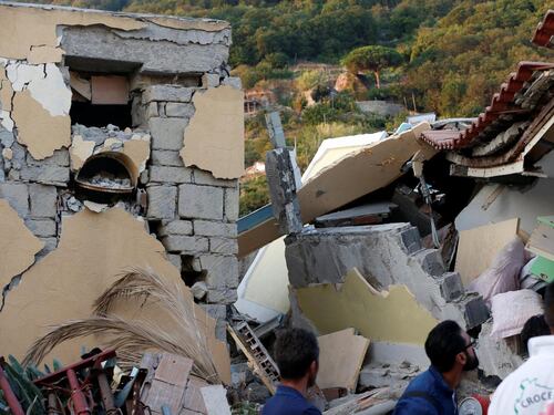 Terremoto Ischia, geologi: allucinante morire per una scossa di magnitudo 4