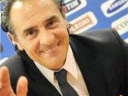 Prandelli bacchetta gli azzurri: "Così non siamo una squadra"