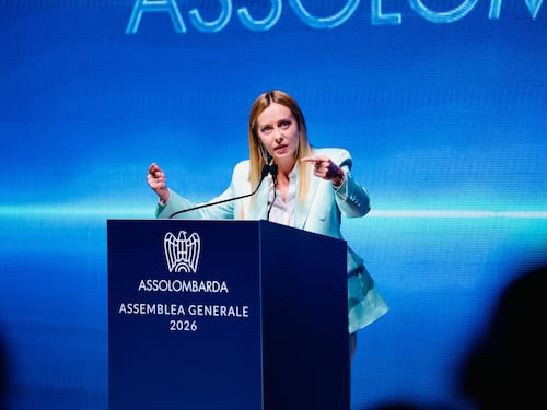O Giorgia o l’accozzaglia. Meloni punta sulla serietà: la scelta è tra lei e il caos