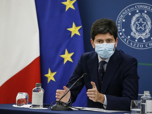 Allarme per il morbo che colpisce i bambini. Epidemia in tutta Italia: reparti pediatrici e terapie intensive strapiene