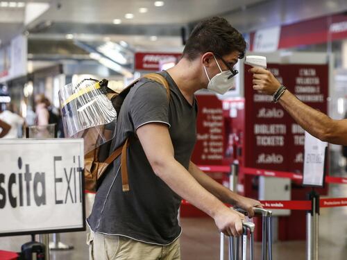 Altri 152 contagi nel Lazio, la metà di rientro dalla Sardegna