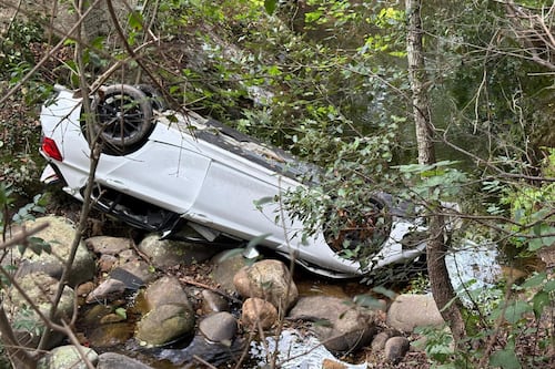 Auto giù da ponte in Gallura, muore 25enne. Tra i soccorritori il padre