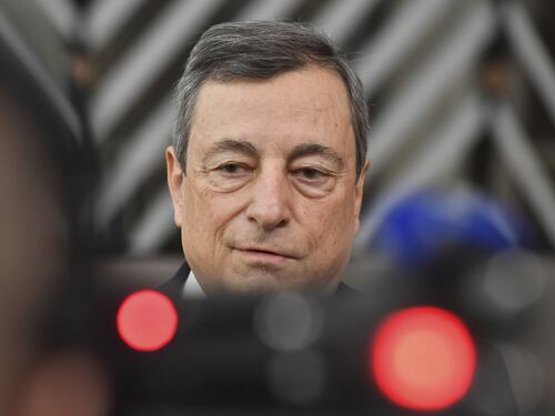 Milleproroghe, Mario Draghi bastona i partiti: "Così non si va avanti"
