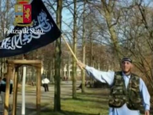 Isis, un arresto e un'espulsione a Brindisi: "Contatti con Amri"