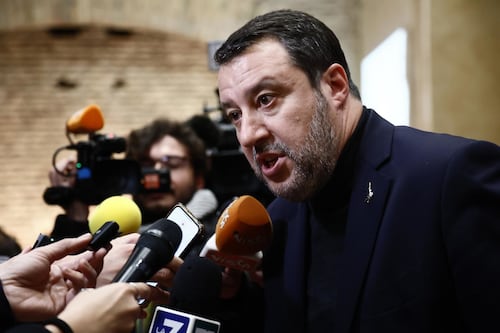 Codice della strada, Vasco Rossi attacca Salvini. Al Bano: "Regole preventive"