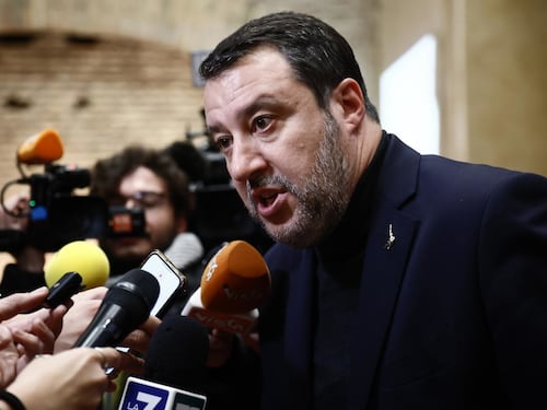 Codice della strada, Vasco Rossi attacca Salvini. Al Bano: "Regole preventive"