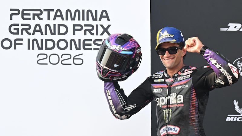 MotoGp, Bezzecchi vince in Indonesia e riapre il Mondiale. Martin nuovo leader
