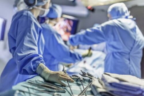 Infarto a Natale a 104 anni. Salvata da un delicato intervento chirurgico
