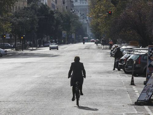 C'è troppo smog, da sabato 20 a lunedì stop alle moto e ai veicoli più inquinanti