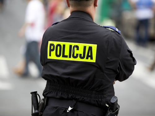 Polonia, accoltella i clienti di un centro commerciale: almeno un morto
