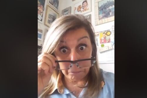 Assessore va all'assalto della Parodi: "Ha le corna". Poi si scusa (a metà)