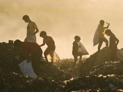 Salviamo i bambini di Gaza da Hamas usati come scudi umani