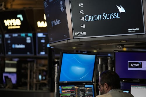 Mercati finanziari, Credit Suisse affonda le Borse