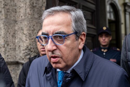 Piazza pagata da Gualtieri, Gasparri presenta un esposto per "eventuali illeciti"