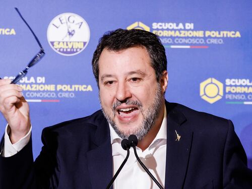 Dossieraggio, la rabbia di Salvini: “Vergogna di stampo sovietico”. Pronte le denunce