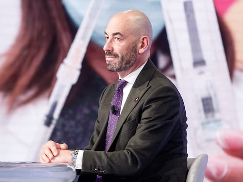 Morbillo, Bassetti prevede un'estate infernale: "Epidemia partita, il peggio deve arrivare"