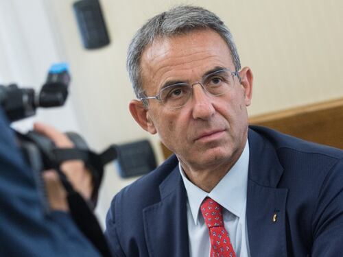Decreto clima: bonus mobilità ridotto, nuovi bus e l'ambiente si studia a scuola