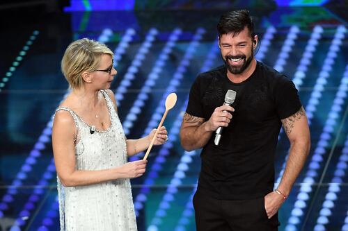 Sanremo parte col botto: un italiano su due davanti alla tv