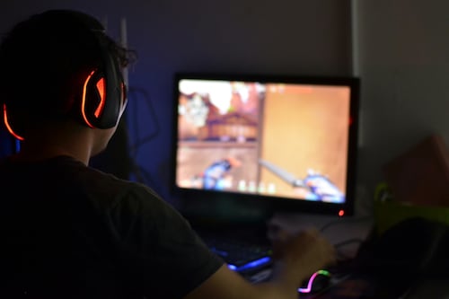 Hikikomori, inizia la scuola e scatta il ritiro sociale. Boom di casi nella Capitale