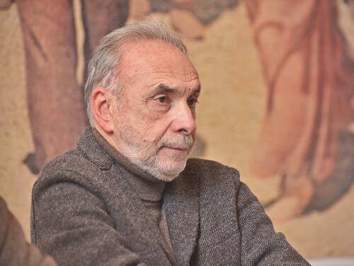 “Una pandemia finisce quando ne inizia un’altra”. Cosa sa Remuzzi sul Covid